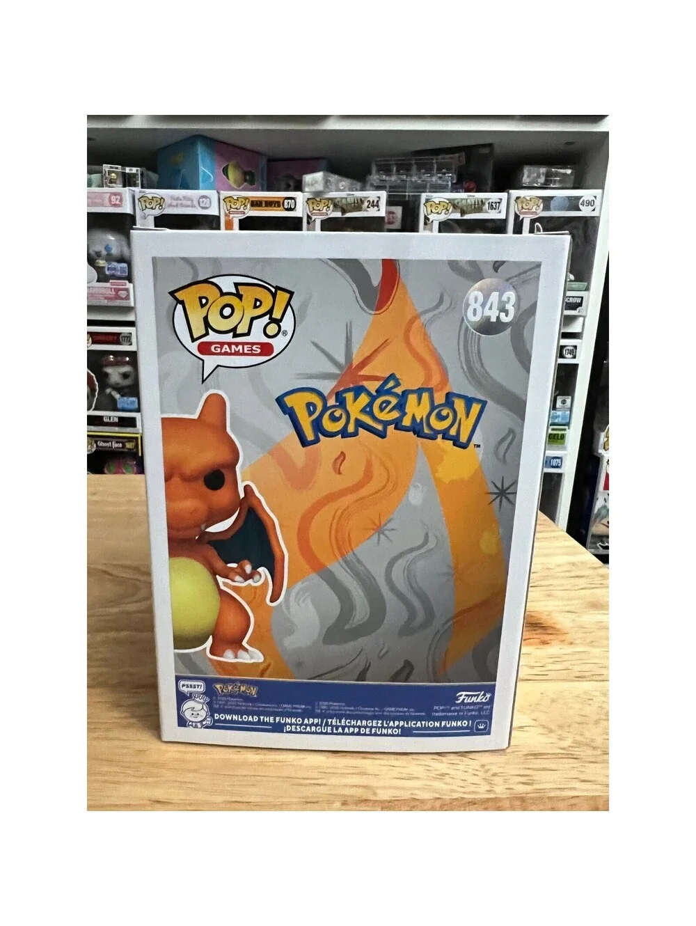 EXCLUSIVE PEARLESCENT Charizard Funko Pop #843 Pokemon Games Nintendo Pokecenter